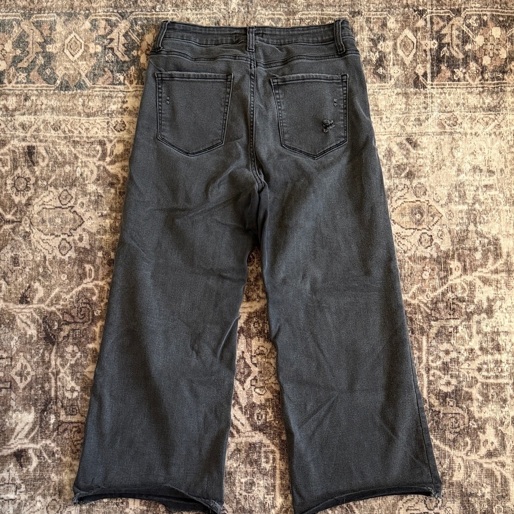 Zenana Outfitters Charcoal Flare Jeans - Picture 4 of 6